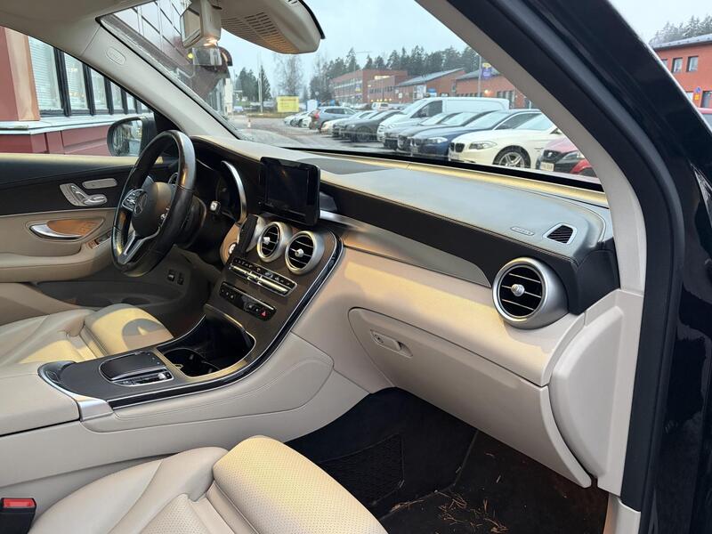 Mercedes-Benz GLC vaihtoauto