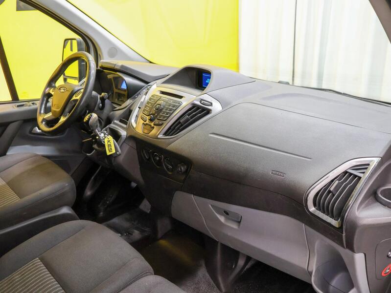 Ford Transit Custom vaihtoauto