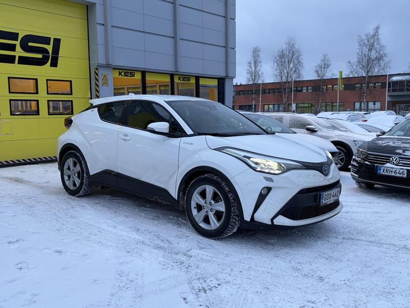 Toyota C-HR vaihtoauto