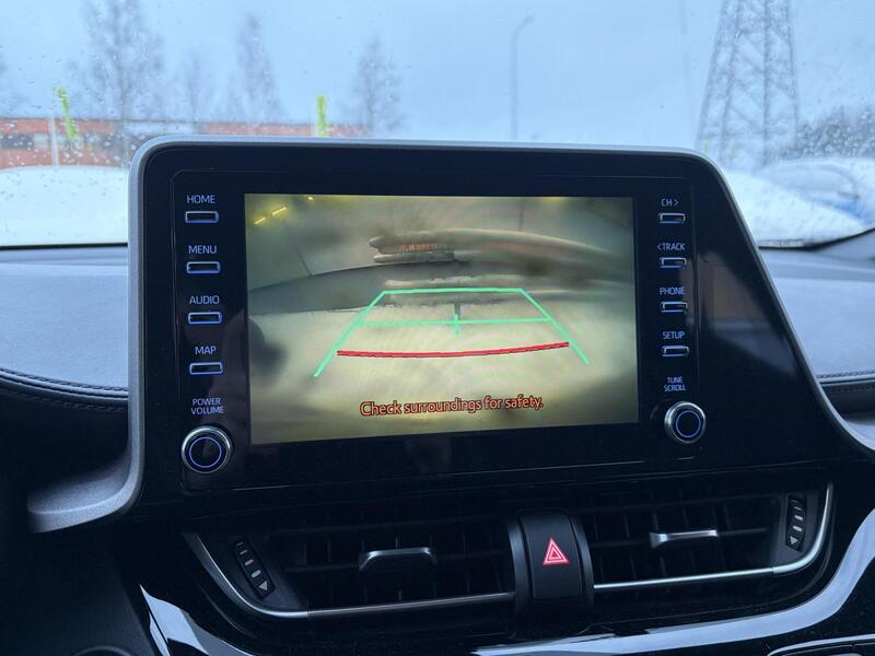 Toyota C-HR vaihtoauto