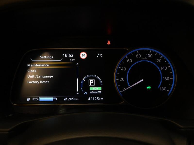 Nissan Leaf vaihtoauto