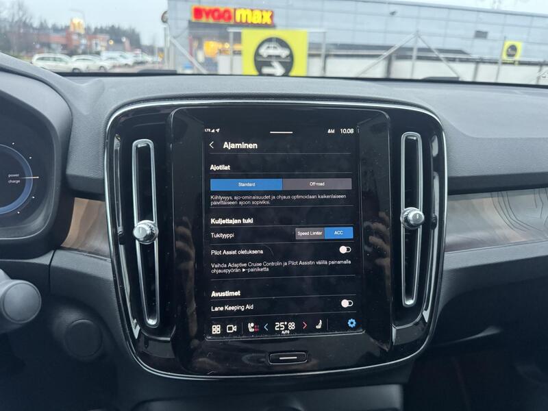 Volvo C40 vaihtoauto