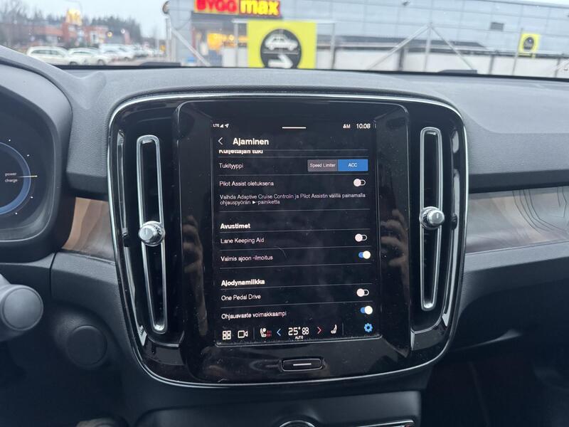 Volvo C40 vaihtoauto