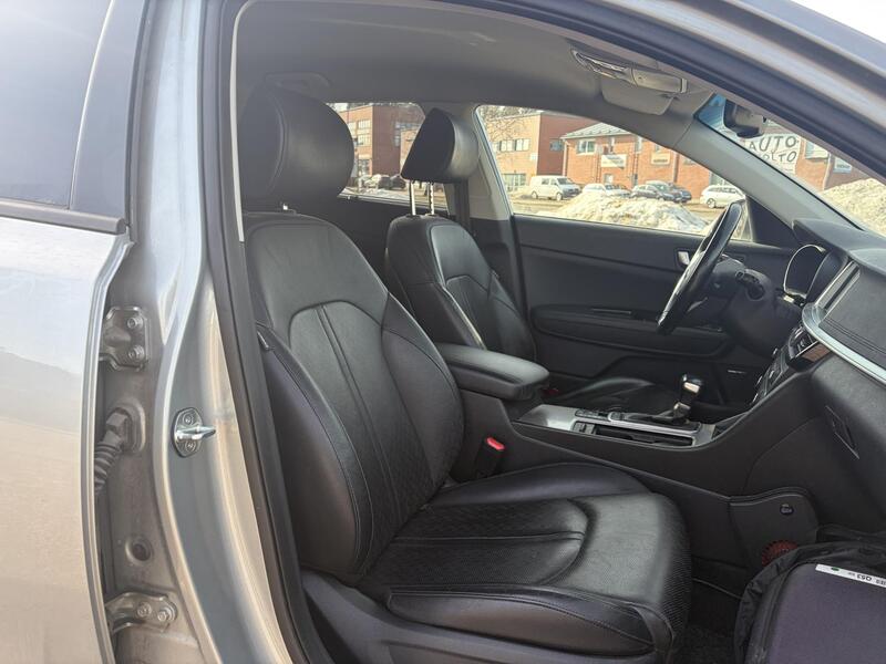 Kia Optima vaihtoauto