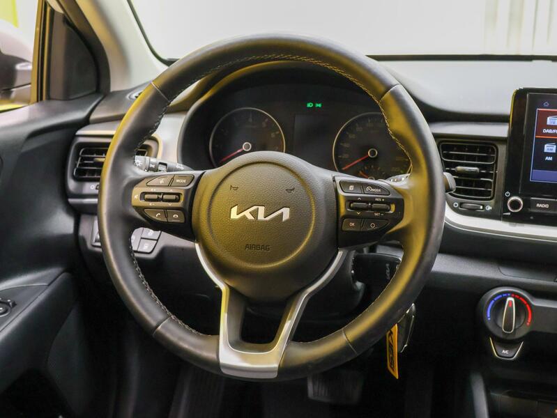 Kia Stonic vaihtoauto