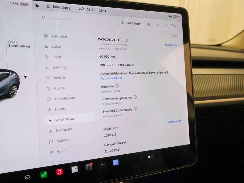 Tesla Model 3 vaihtoauto