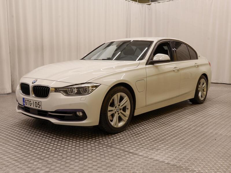 BMW 330 vaihtoauto