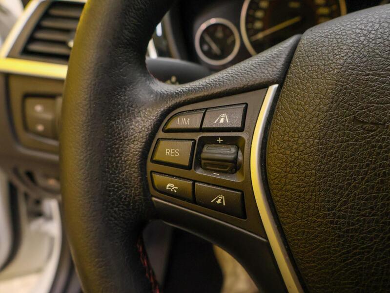 BMW 330 vaihtoauto