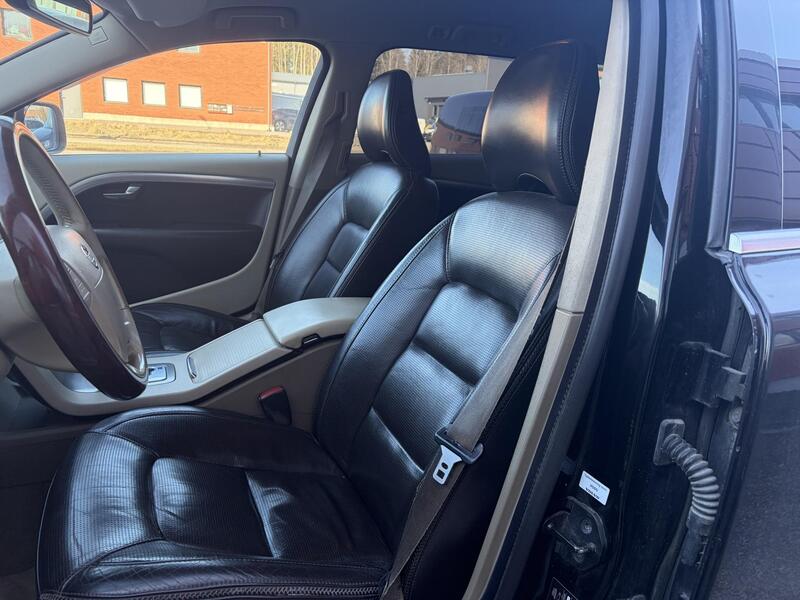 Volvo XC70 vaihtoauto