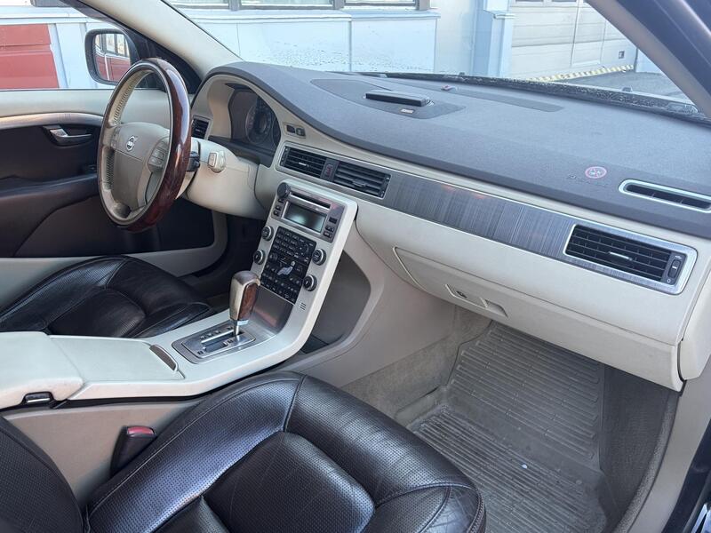 Volvo XC70 vaihtoauto