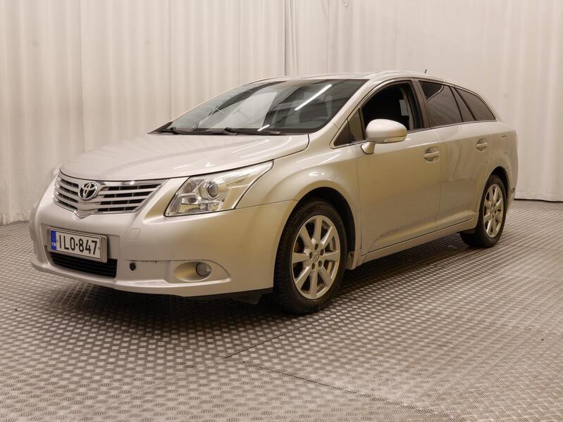 Toyota Avensis vaihtoauto