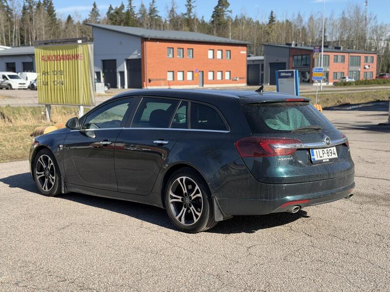 Opel Insignia vaihtoauto