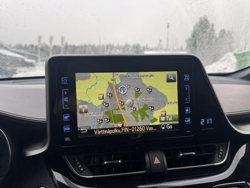 Toyota C-HR vaihtoauto