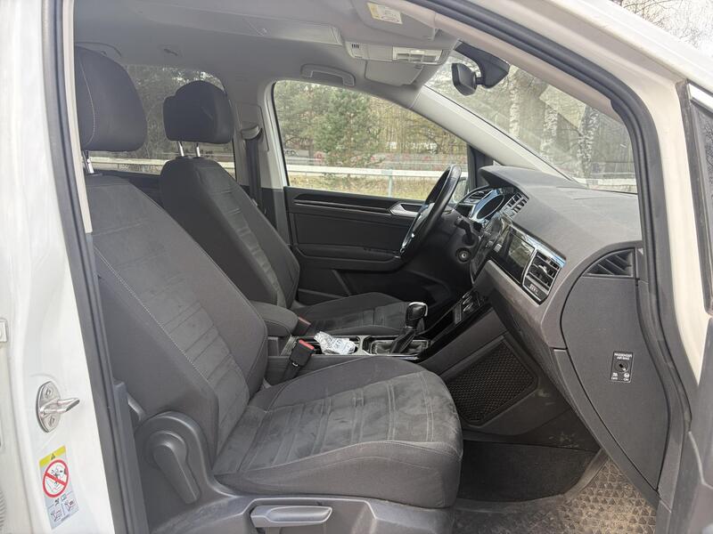 Volkswagen Touran vaihtoauto