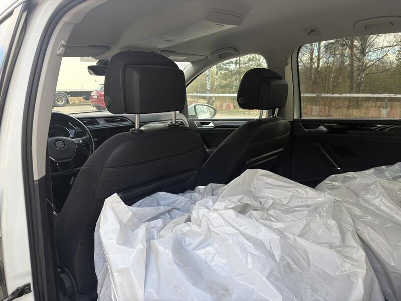 Volkswagen Touran vaihtoauto