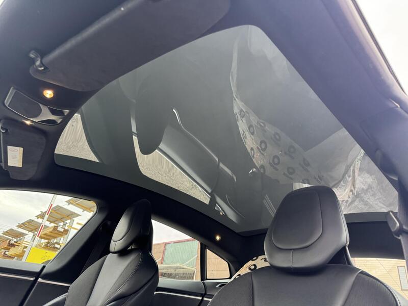 Tesla Model S vaihtoauto