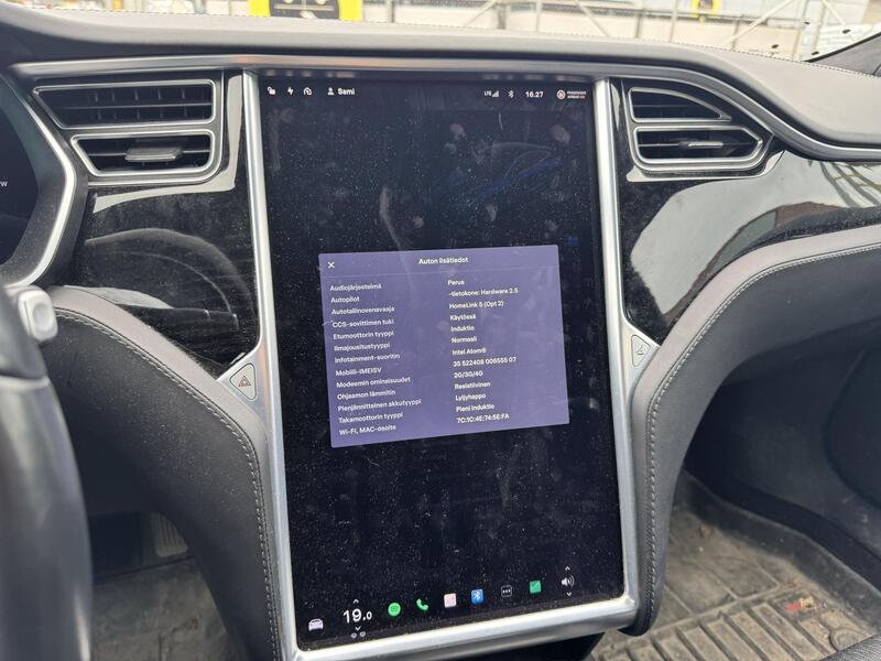 Tesla Model S vaihtoauto