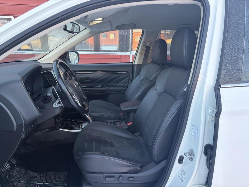 Mitsubishi Outlander PHEV vaihtoauto