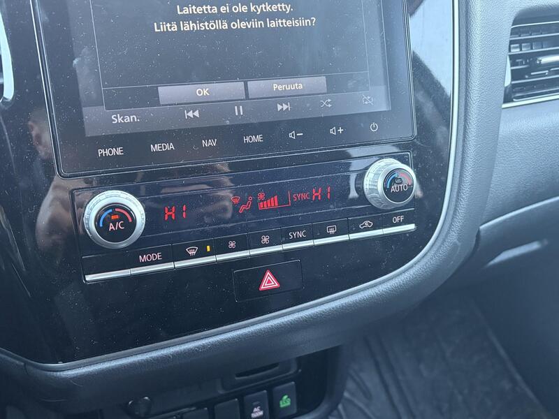 Mitsubishi Outlander PHEV vaihtoauto