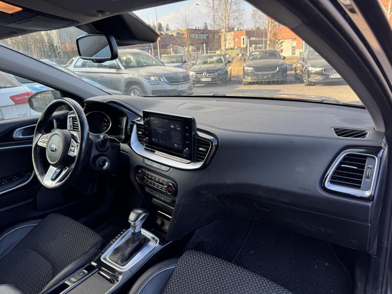 Kia XCeed vaihtoauto