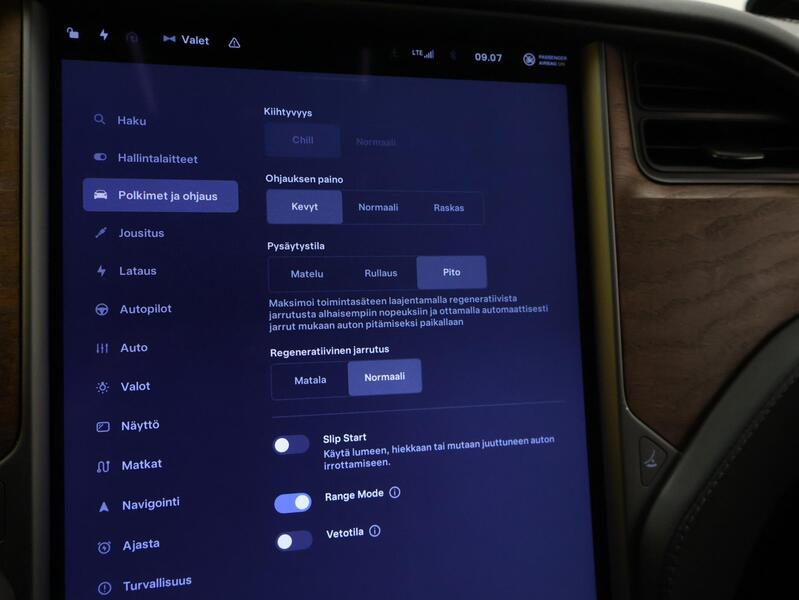 Tesla Model X vaihtoauto