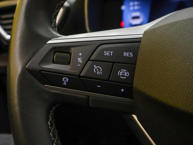 SEAT Leon vaihtoauto