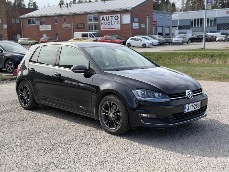 Volkswagen Golf vaihtoauto