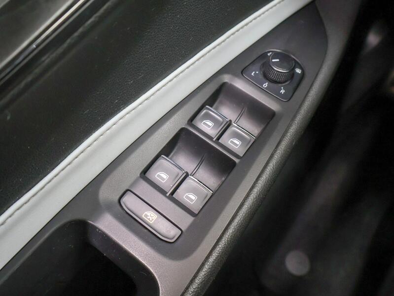 SEAT Leon vaihtoauto