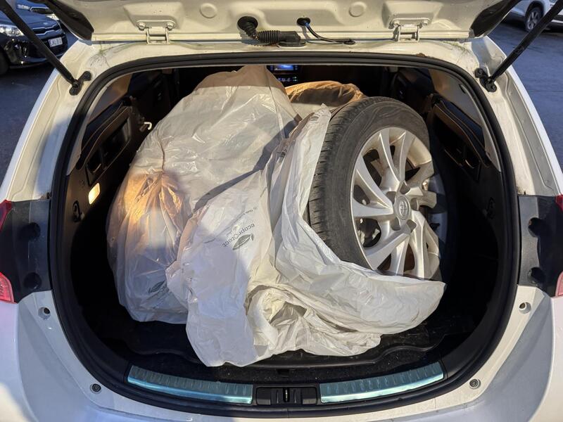 Toyota Auris vaihtoauto