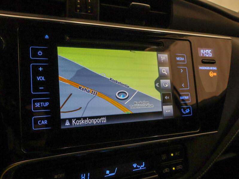 Toyota Auris vaihtoauto