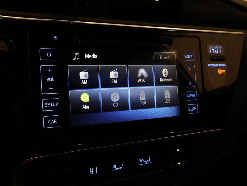 Toyota Auris vaihtoauto