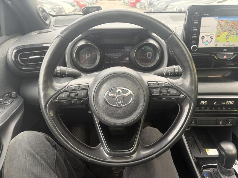 Toyota Yaris vaihtoauto