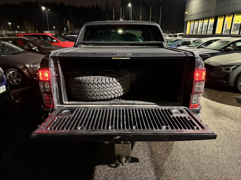 Ford Ranger vaihtoauto