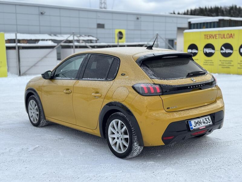 Peugeot e-208 vaihtoauto