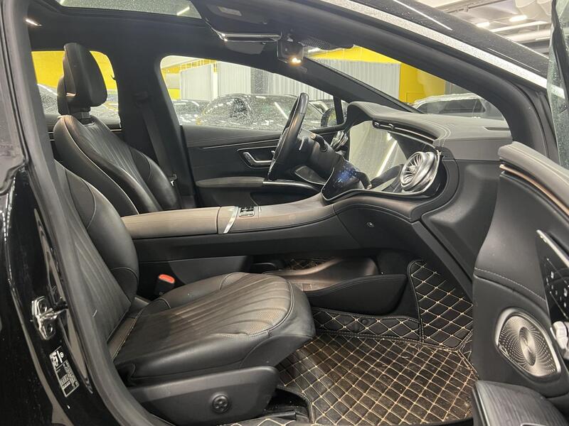 Mercedes-Benz EQS vaihtoauto