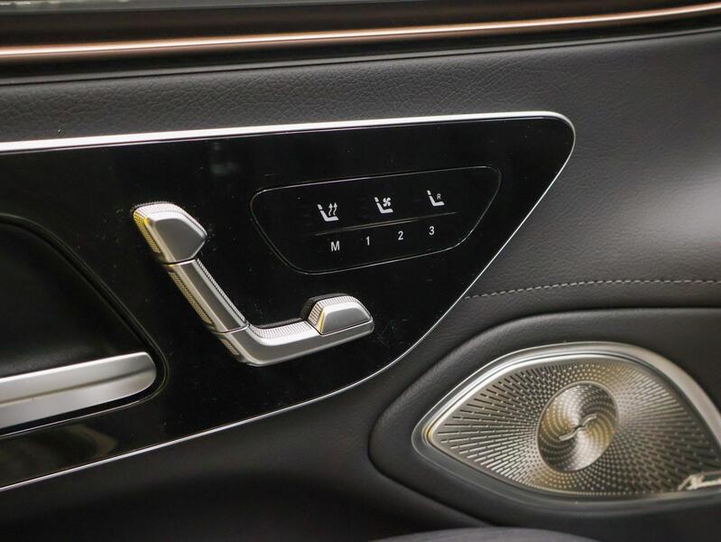 Mercedes-Benz EQS vaihtoauto