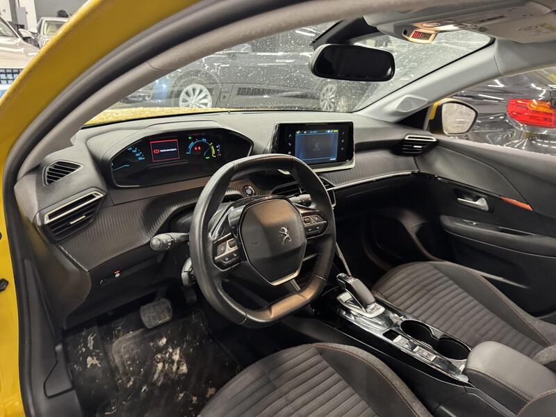 Peugeot e-208 vaihtoauto