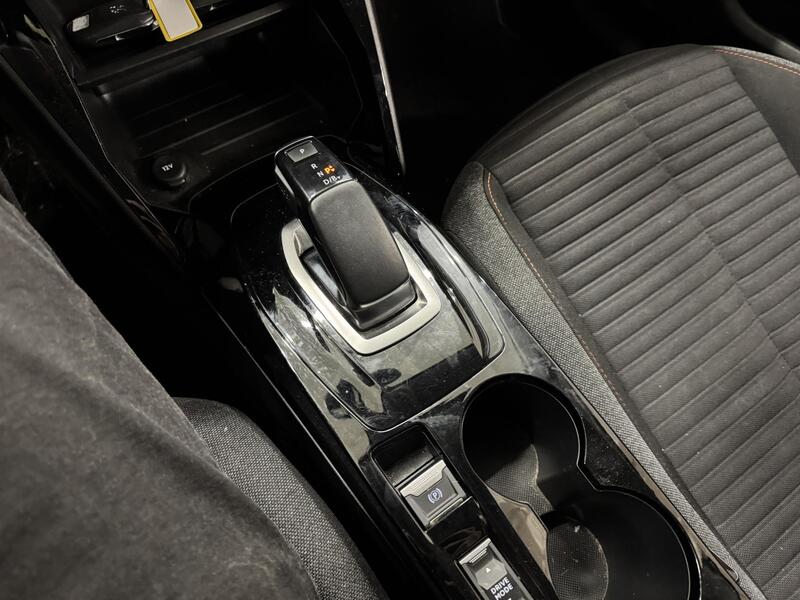 Peugeot e-208 vaihtoauto