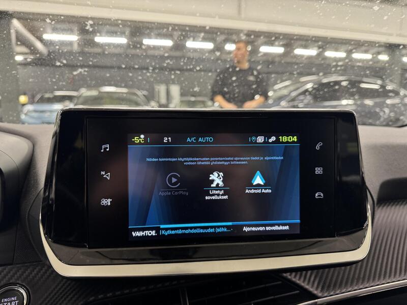 Peugeot e-208 vaihtoauto