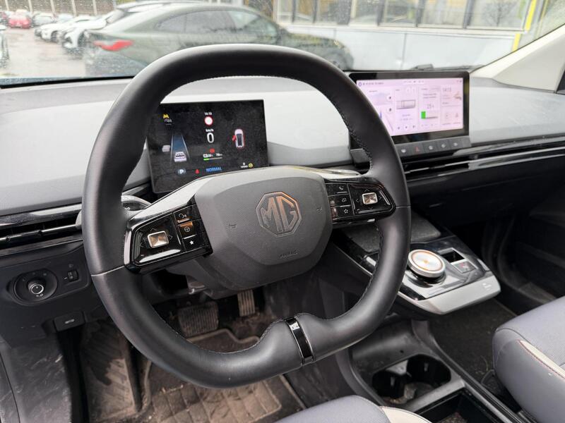 MG MG4 vaihtoauto