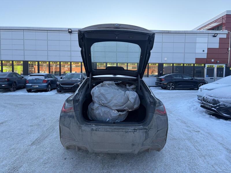 BMW i4 M50 vaihtoauto