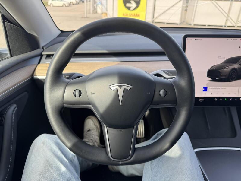 Tesla Model Y vaihtoauto