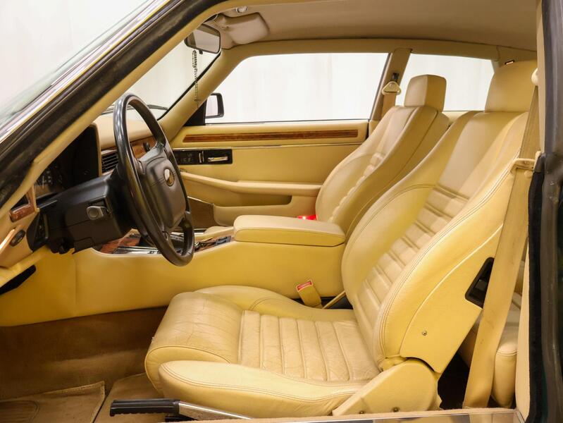 Jaguar XJS vaihtoauto