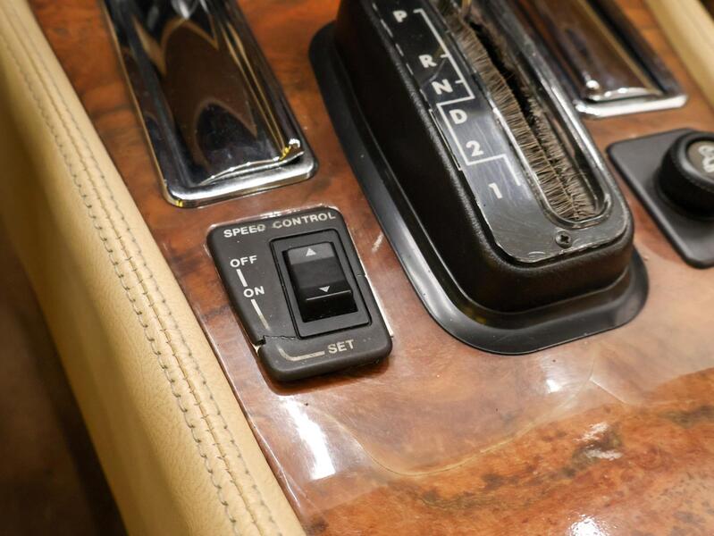 Jaguar XJS vaihtoauto