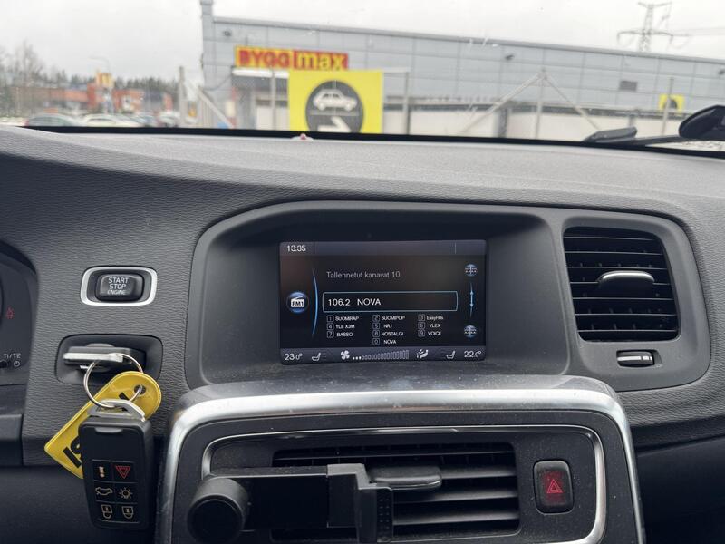 Volvo V60 vaihtoauto