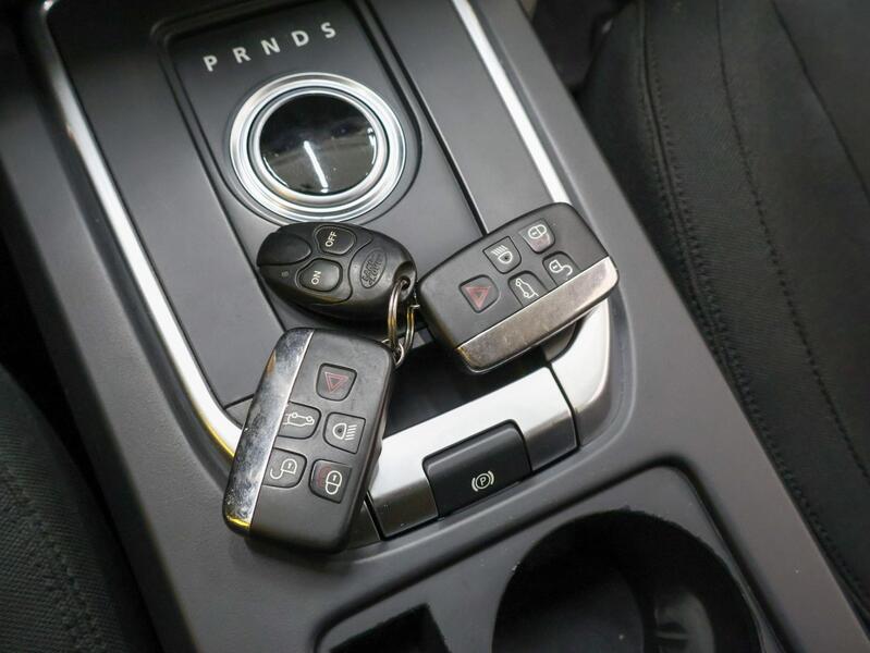 Land Rover Discovery Sport vaihtoauto