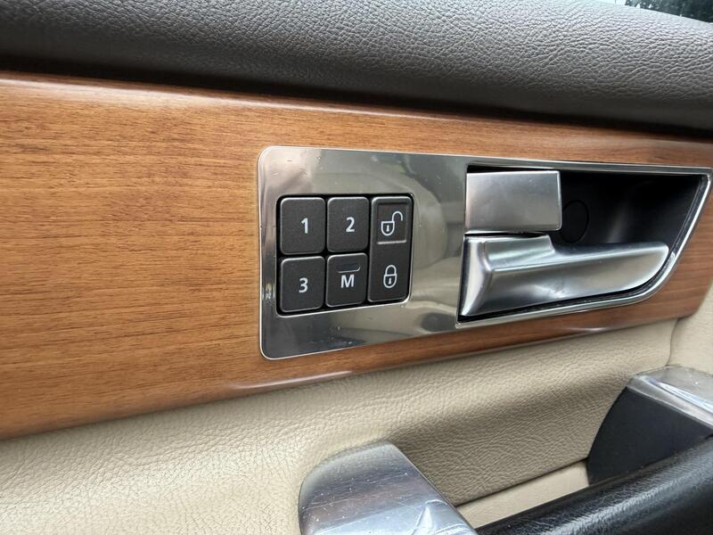 Land Rover Discovery vaihtoauto