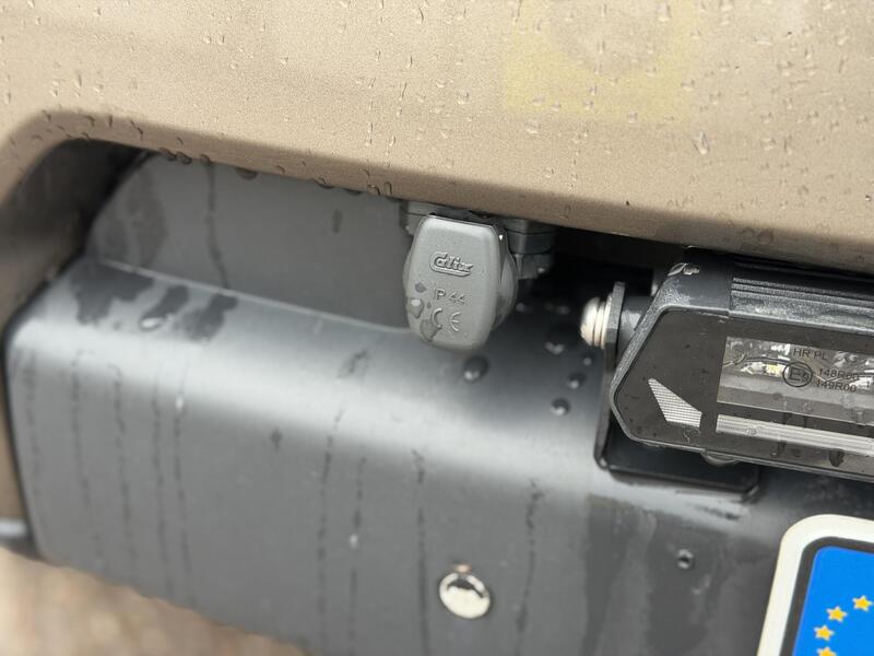 Land Rover Discovery vaihtoauto