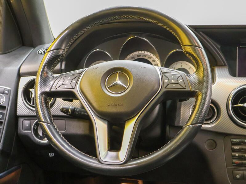 Mercedes-Benz GLK vaihtoauto