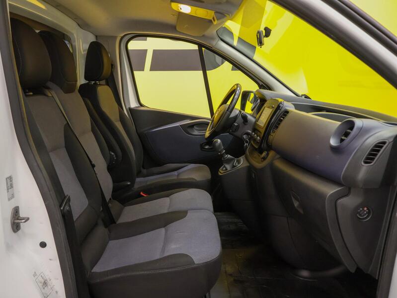 Opel Vivaro vaihtoauto